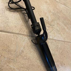 Hot Tools thick curling iron